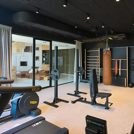 アパート With Terrace And Gym In By Renters グダニスク